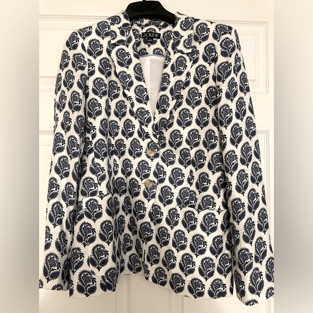 Like new J Crew linen and cupro jacket/blazer. Worn once!
